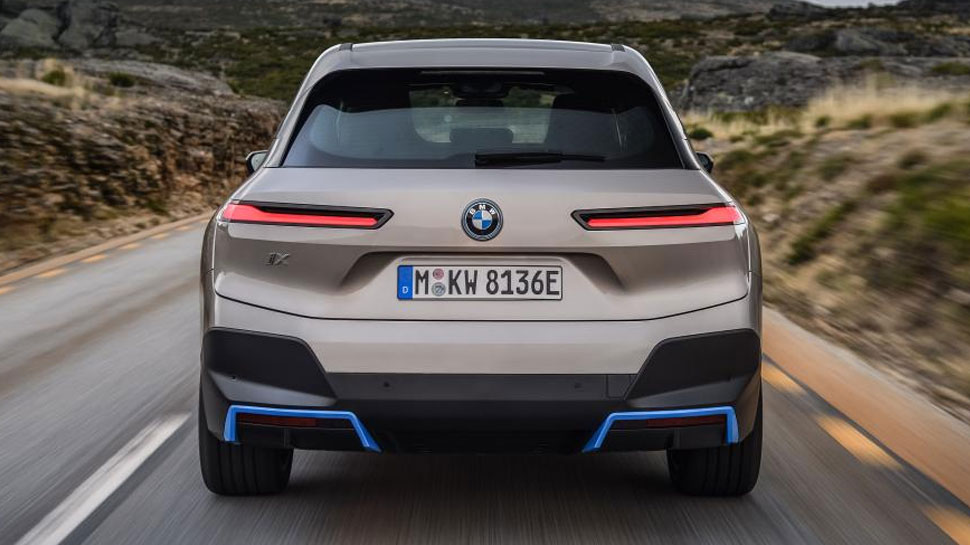 पतले LED टेललैंप्स