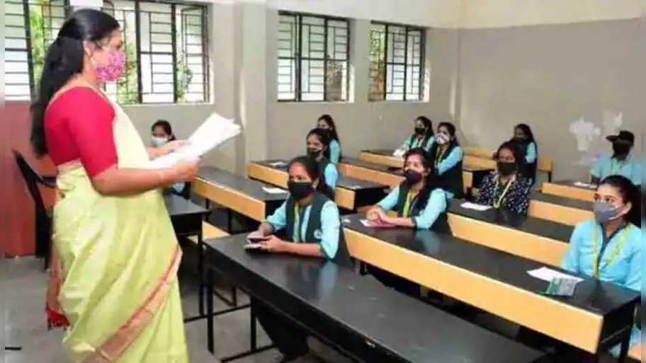 कोरोना के नए वेरिएंट से अलर्ट हुआ यह राज्य, स्कूलों में बुलाए जाएंगे सिर्फ 50 फीसद बच्चे