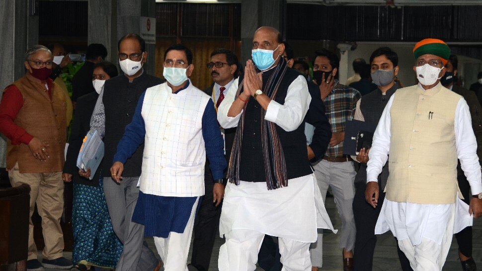 सर्वदलीय बैठक में शामिल हुए 42 नेता, AAP का वॉकआउट; सत्र में इन मुद्दों पर चर्चा की मांग