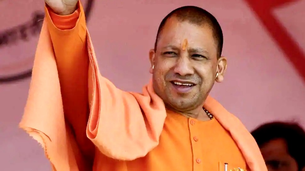 CM योगी का तीखा वार, पूछा- क्या कांग्रेस, बहन जी या बबुआ बनवा पाते राम मंदिर?
