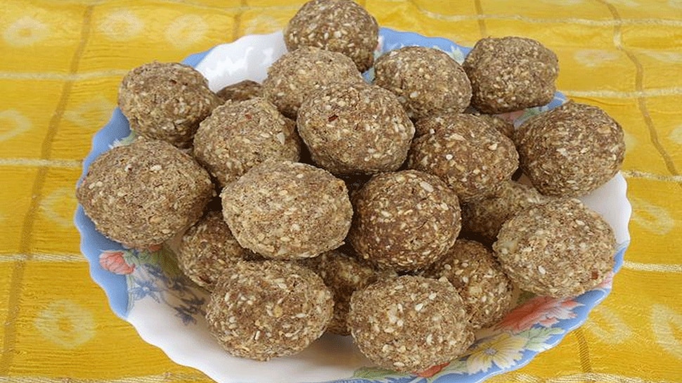 healthy laddu for winter season, kitchen hacks alsi methi laddu, gond