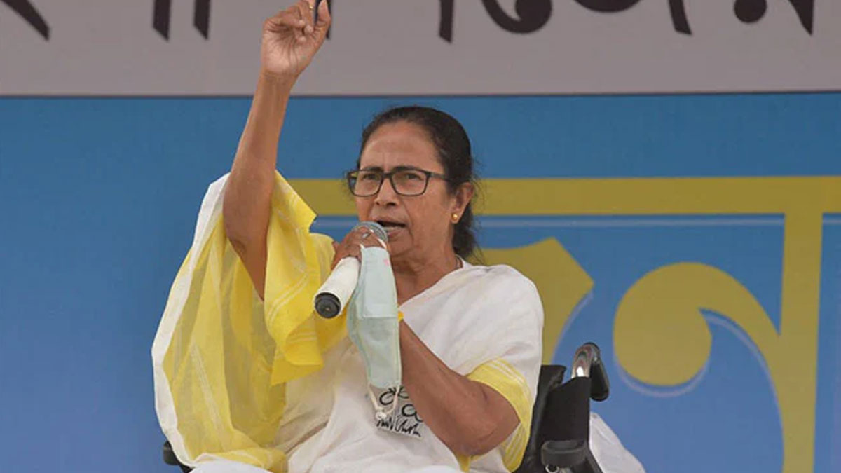 ममता का तीन दिवसीय मुंबई दौरा आज से, उद्धव-शरद से करेंगी मुलाकात; कांग्रेस से बनाई दूरी ममता का तीन दिवसीय मुंबई दौरा आज से, उद्धव-शरद से करेंगी मुलाकात; कांग्रेस से बनाई दूरी