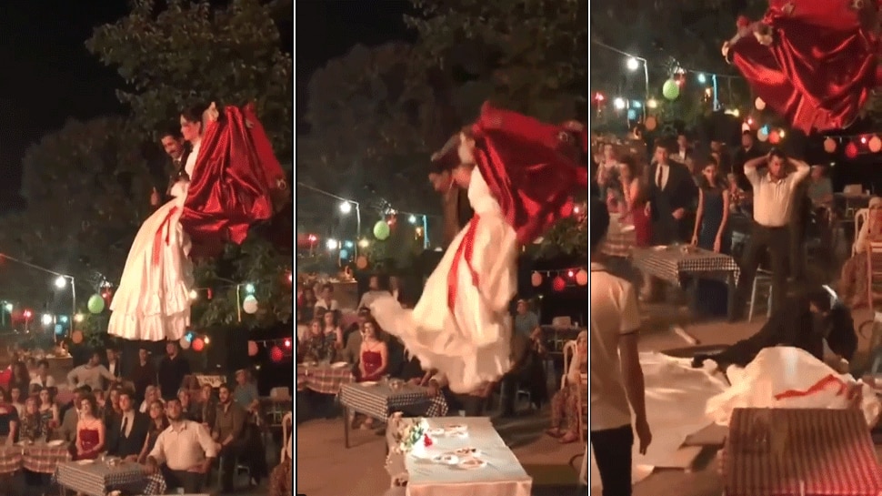 'JCB वाला भूल गया कि उसे शादी का काम मिला है', धड़ाम से गिरे दूल्हा-दुल्हन; देखिए VIDEO