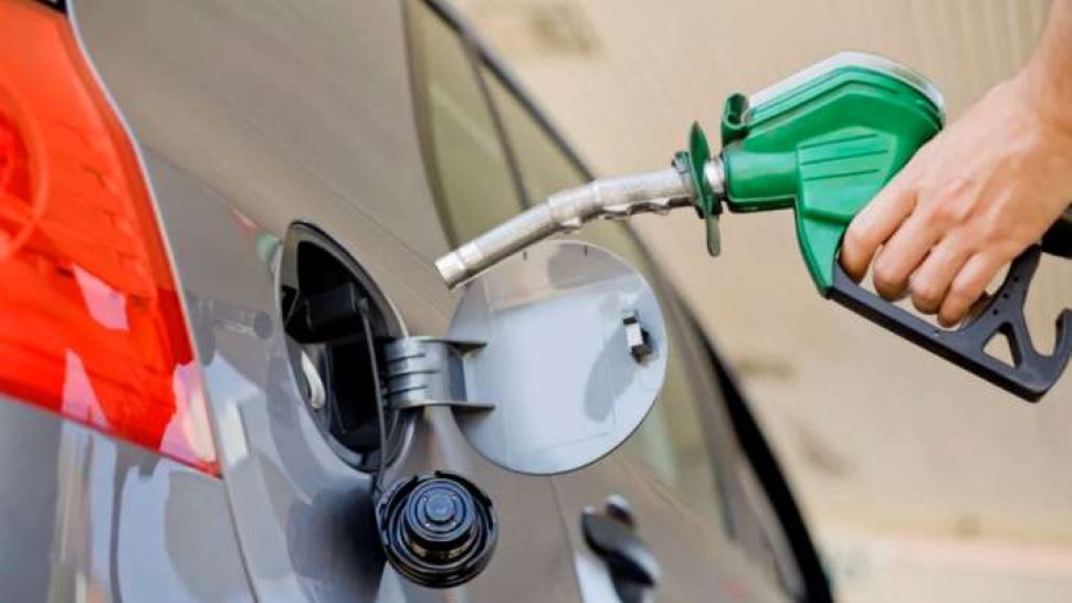 Petrol-Diesel Price: पेट्रोल-डीजल आएगा जीएसटी दायरे में? GST काउंसिल ने दी अहम जानकारी