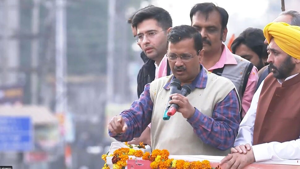 पठानकोट में क्यों बोले केजरीवाल, 'पंजाब की मां-बहनों को मेरा काला रंग पसंद'