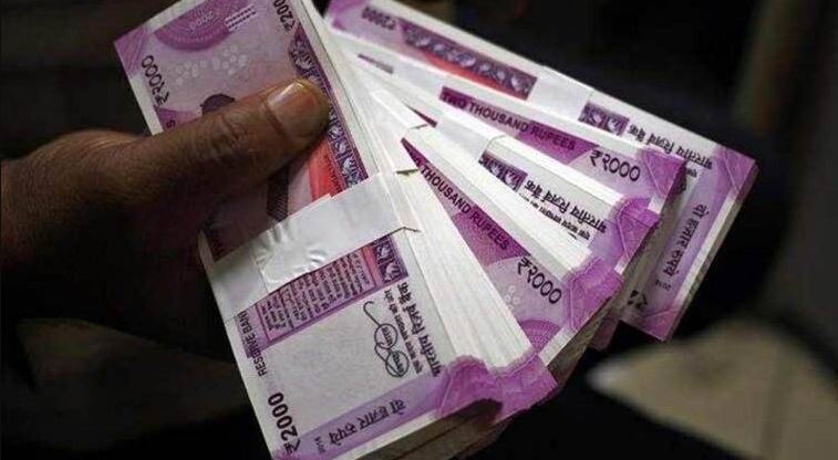 EPFO: आपको भी मिल सकता है 50,000 रुपये का बोनस, बस करना होगा ये काम