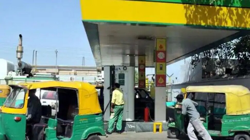 दिल्ली-NCR समेत इन राज्यों में फिर महंगी हुई CNG, इतने रुपये बढ़े दाम