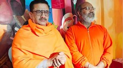 Ghar Wapsi: हिंदू बने वसीम रिजवी, मंदिर में यति नरसिंहानंद ने कराया धर्म परिवर्तन
