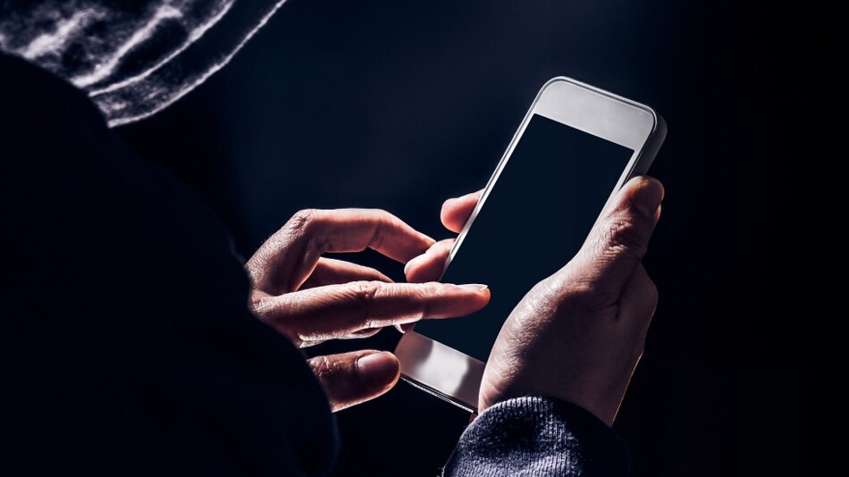 Android यूजर्स हो जाइए सावधान! एक कॉल और सब हो जाएगा बर्बाद, जानिए लुटेरों की नई चाल; ऐसे बचें