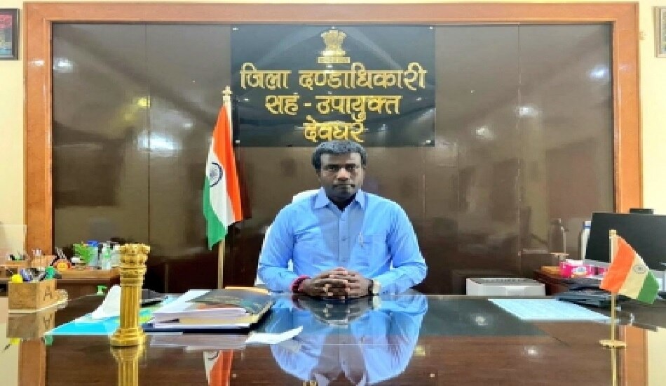 EC ने दिया उपायुक्त पर कार्रवाई का आदेश, झारखंड में आरोप-प्रत्यारोप का दौर शुरू