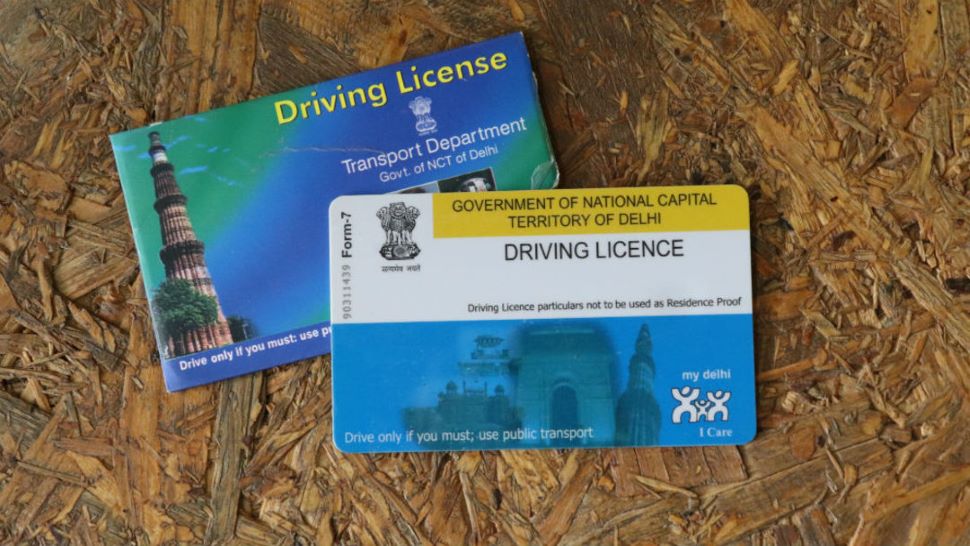 Driving License को लेकर आई बड़ी खबर! सरकार ने बनाए नए नियम, आपका जानना है बेहद जरूरी