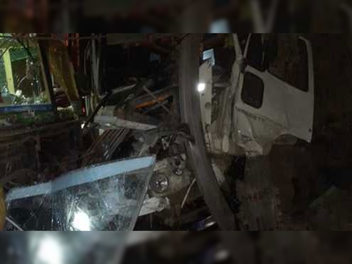हमीदिया अस्पताल परिसर में बड़ा हादसा, दो ट्रकों की भिड़ंत में दो लोगों की मौत