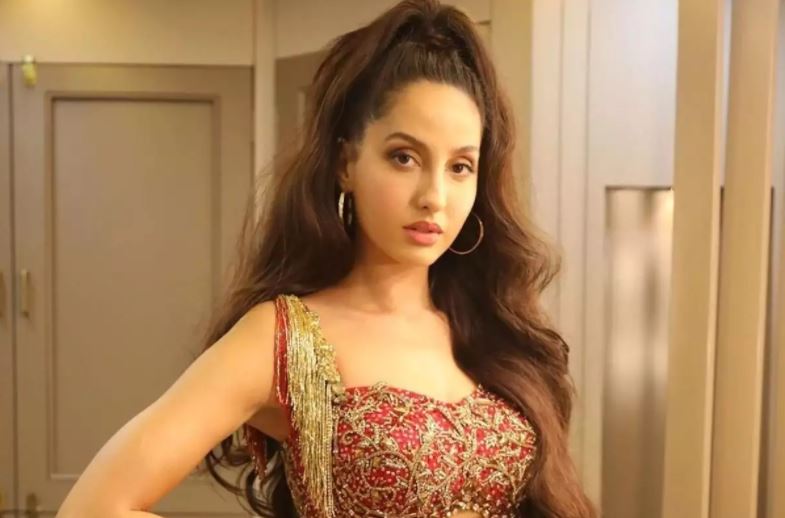 Nora Fatehi shares her mermaid look on Instagram goes viral | जलपरी बन पानी  में उतरीं नोरा फतेही, इस लुक में पहचानना हुआ मुश्किल | Hindi News, Zee  Hindustan Entertainment