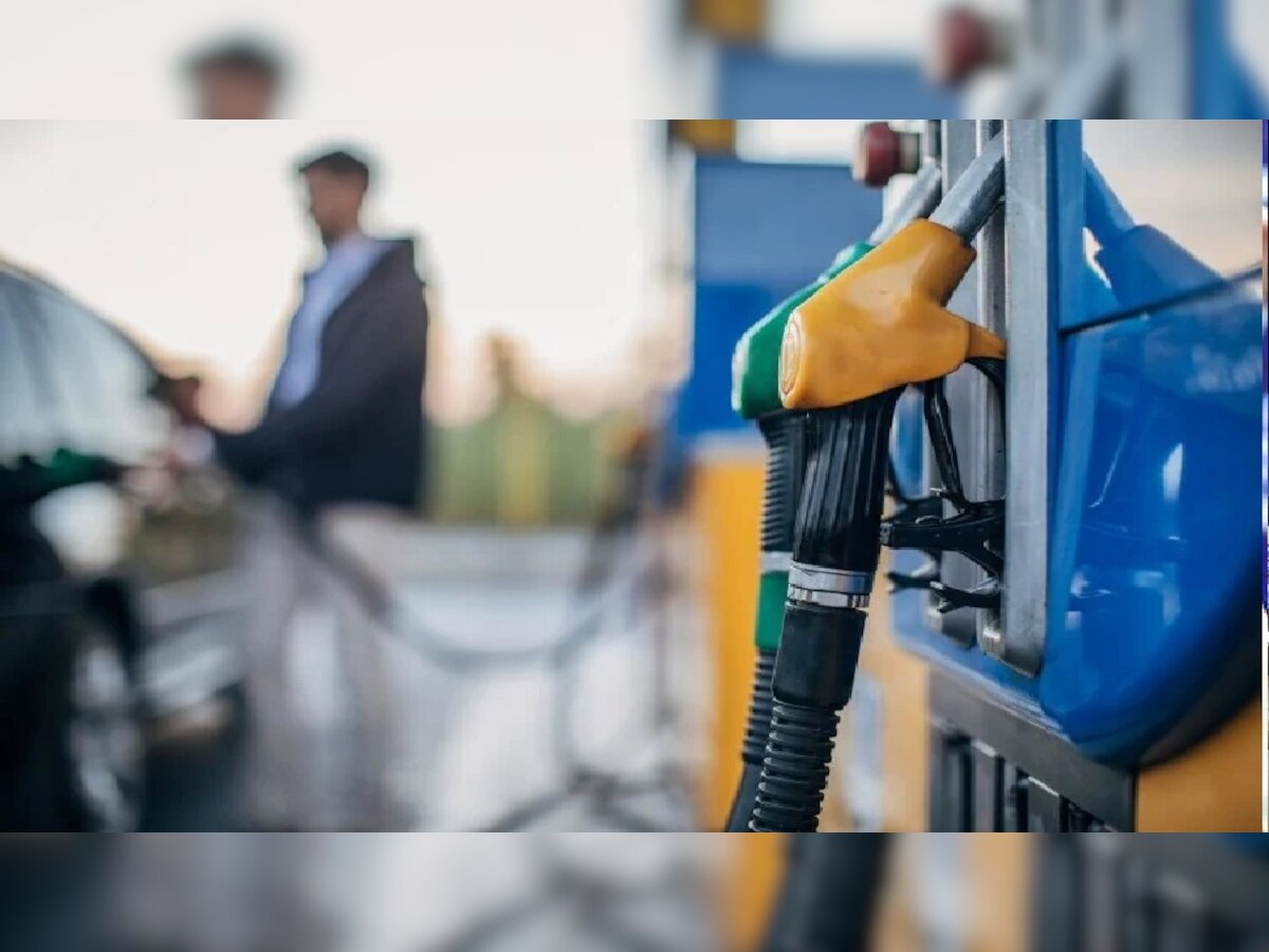 Petrol Diesel Rate 14 December: पेट्रोल-डीजल के ताजा रेट जारी, जानें UP में कहां-किस भाव बिक रहा तेल!