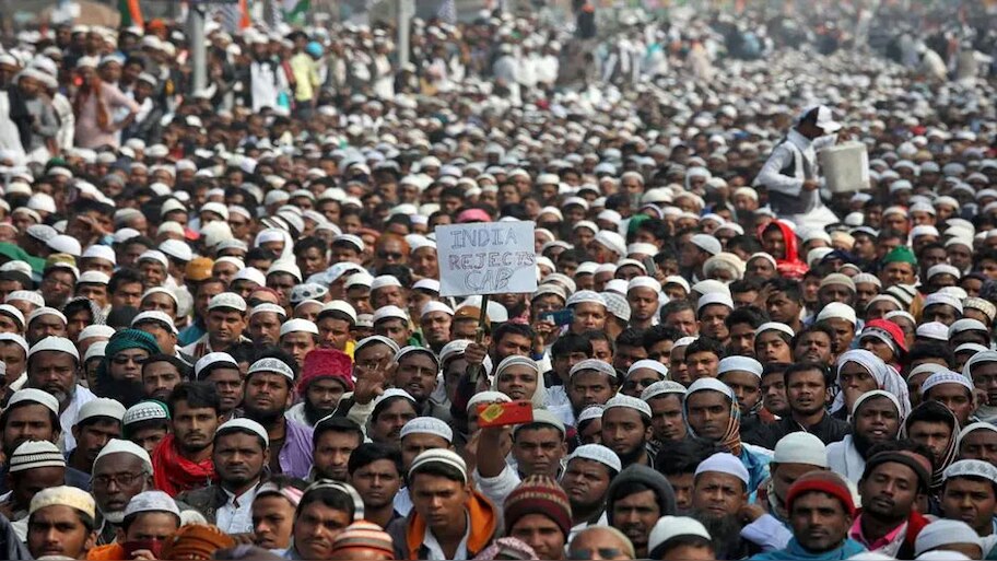 'जब तक बच्चे नहीं होंगे हम कैसे राज करेंगे' जानिए किस नेता ने दिया विवादित बयान