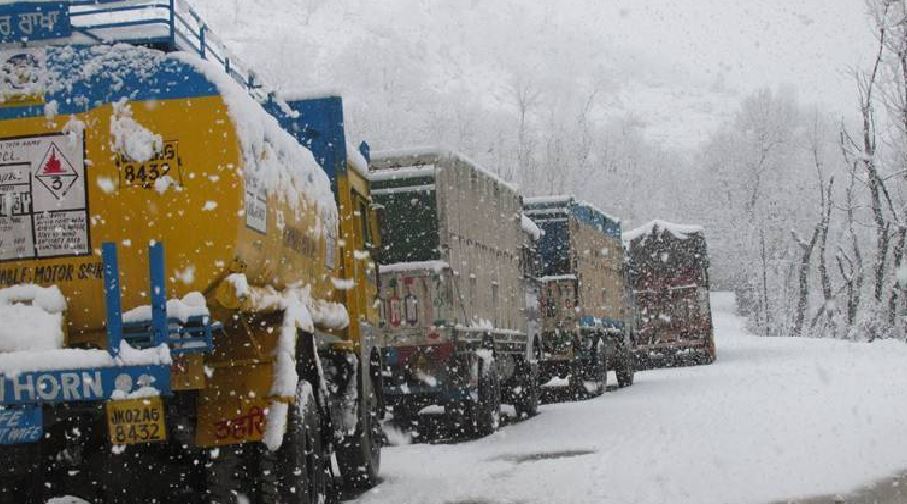 Weather Update: देश के इन इलाकों में पड़ रही कडाके की ठंड, यहां माइनस में पहुंचा पारा