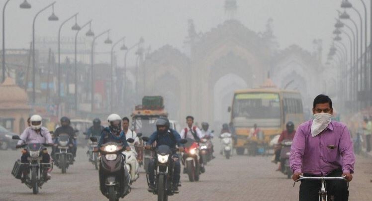 Delhi की हवा फिर हुई 'जहरीली' निर्माण से रोक हटाने के एक दिन बाद प्रदूषण हुआ गंभीर