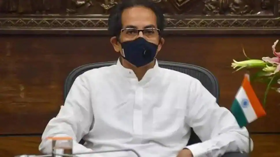 CM पद छोड़ सकते हैं ठाकरे? 45 दिन से हैं गायब, पत्नी या बेटा बन सकते हैं मुख्यमंत्री CM पद छोड़ सकते हैं ठाकरे? 45 दिन से हैं गायब, पत्नी या बेटा बन सकते हैं मुख्यमंत्री
