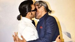 କପିଲ ଦେବଙ୍କୁ ସର୍ବସାଧାରଣରେ KISS କଲେ ରଣଭୀର, ଭାଇରଲ ହେଉଛି ଫଟୋ