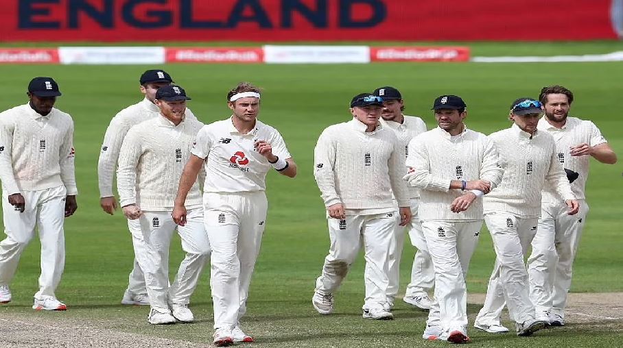 Ashes में इंग्लैंड की हार के बाद गेंदबाजों की आलोचना पर जमकर बरसे एंडरसन