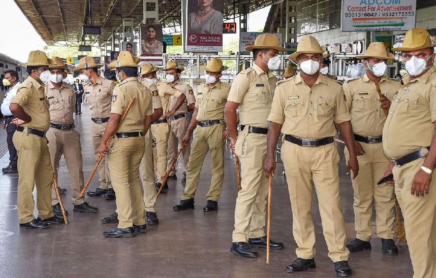 ड्रग्स देकर लड़की को सालों तक बनाता रहा हवस का शिकार, मां ने थाने में लगाई ये अर्जी