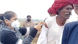 ZEE Media की पहल, रैबारी परिवारों को टीका लगाने BCMO-हेल्थवर्कर्स पहुंचे जंगल