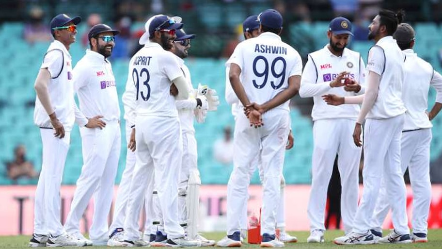 Ind vs SA: तीसरे दिन के टेस्ट में भारत 327 पर सिमटा, 55 रन पर गिरे 7 विकेट