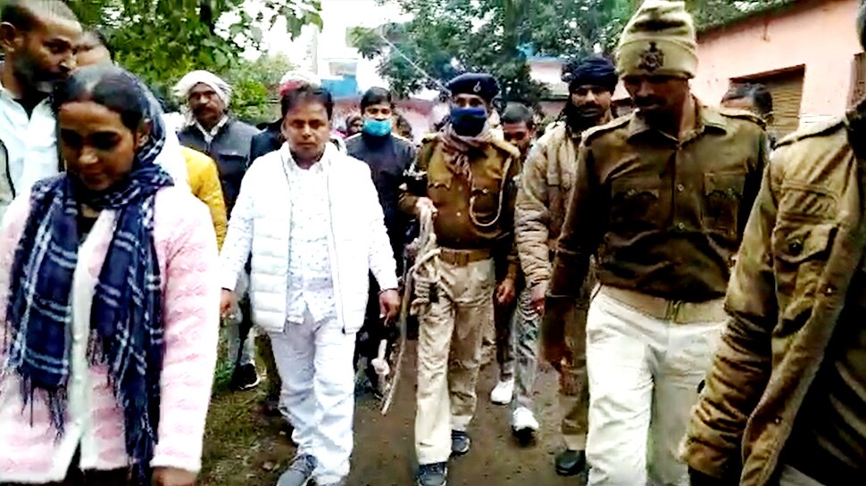 Handcuffs hands and surrounded five policemen won the election person