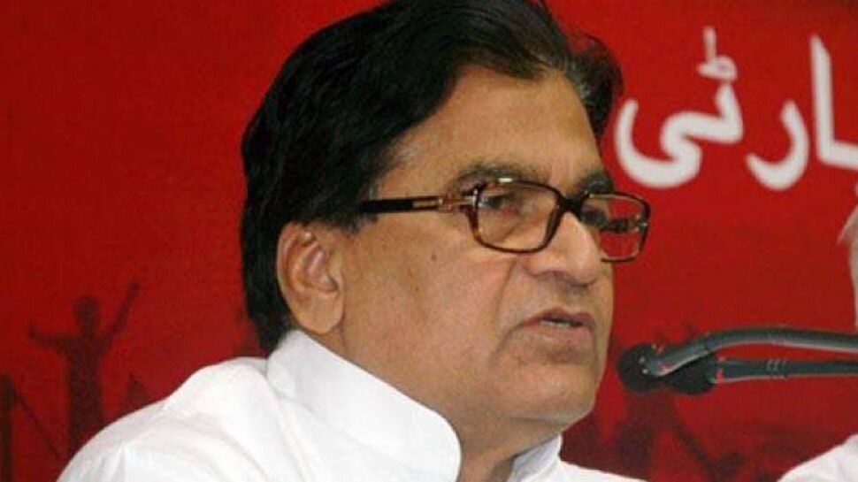 इत्र कारोबारी पम्पी के ठिकानों पर रेड से भड़के रामगोपाल यादव, BJP पर ऐसे निकाली भड़ास