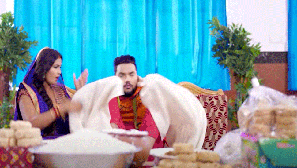 गुंजन सिंह का मकर संक्रांति स्पेशल भोजपुरी गाना 'दही चूड़ा खिलाबो भौजी' मचा रहा धमाल गुंजन सिंह का मकर संक्रांति स्पेशल भोजपुरी गाना 'दही चूड़ा खिलाबो भौजी' मचा रहा धमाल