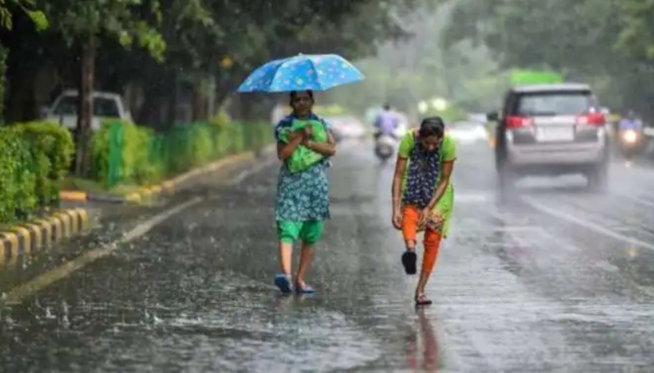 Weather Update: अगले 2 से 5 दिन देश के इन हिस्सों में बारिश-घने कोहरे की संभावना