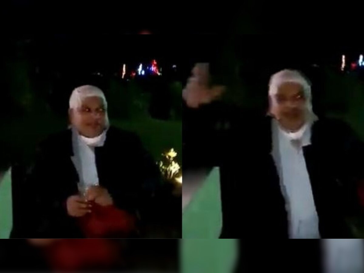 'बसपन का प्यार' पर नाचते इंदौर CMHO का वीडियो वायरल, Congress ने कहा कोरोना का भी डर नहीं