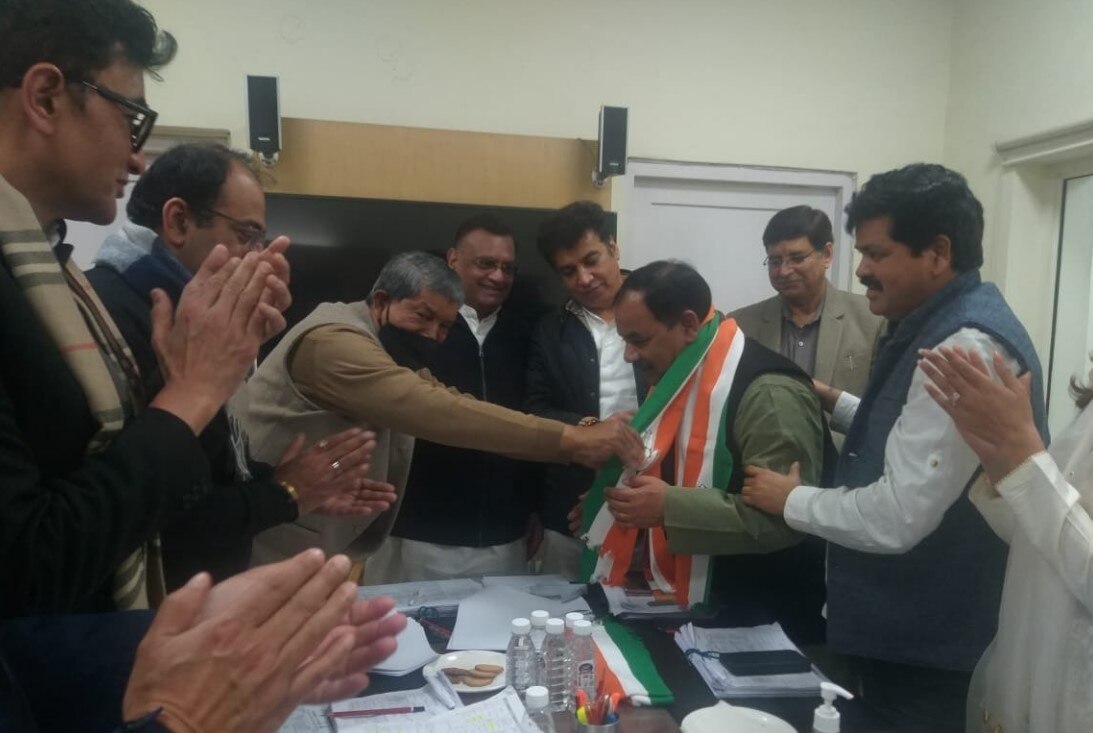 Uttarakhand Election: हरक सिंह रावत की आखिरकार कांग्रेस में हुई वापसी, हरीश रावत ने किया स्वागत