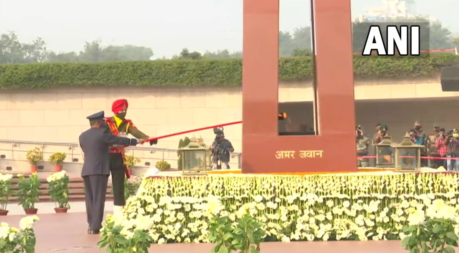 अमर जवान ज्योति की लौ का नेशनल वॉर मेमोरियल में हुआ विलय