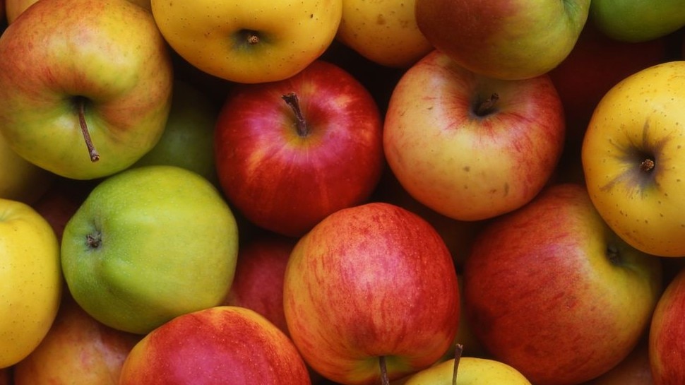 Apple Benefits: रोज इस समय खाना शुरू करें 1 सेब, कई बीमारियां रहेंगी दूर, जानिए 10 जबरदस्त फायदे