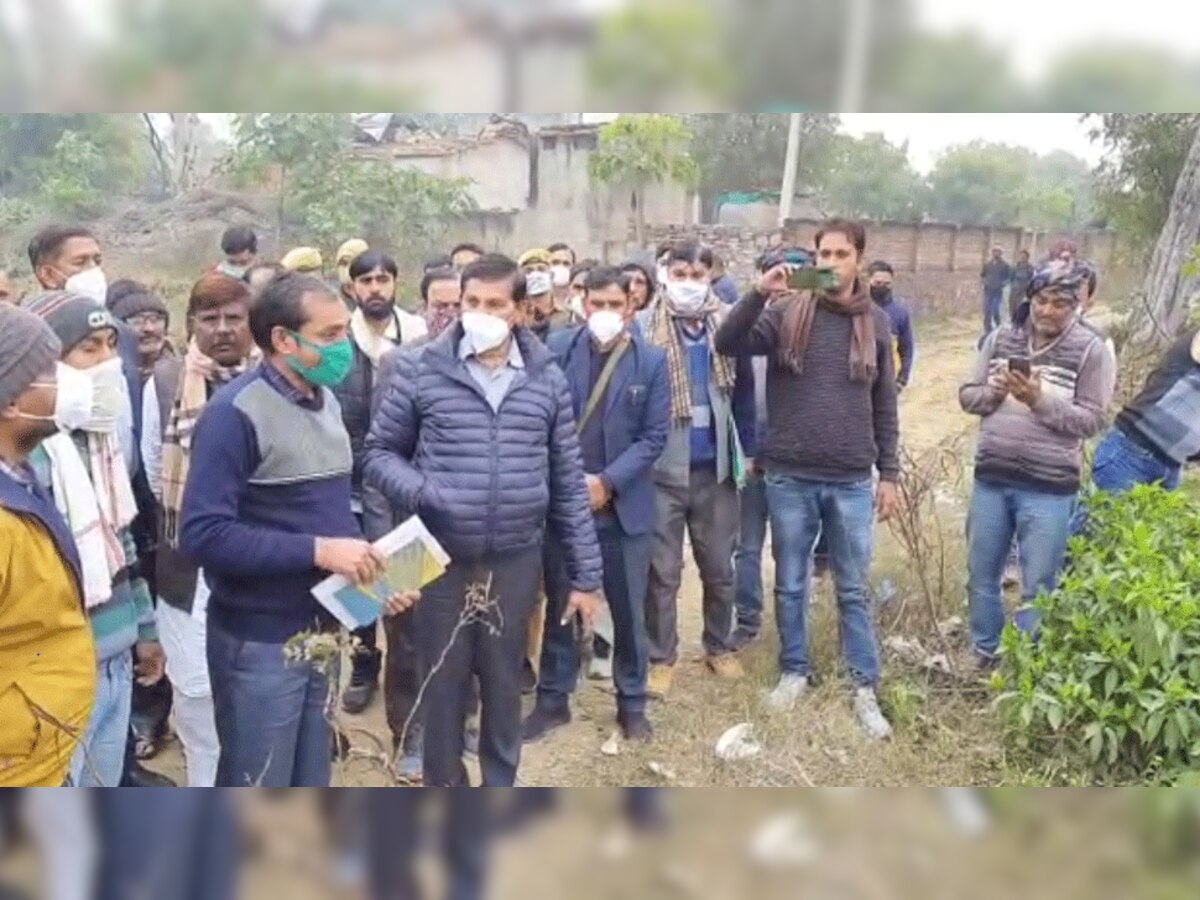 ग्रामीण विकास एवं पंचायती राज मंत्री रमेश मीणा ने ओडीएफ गांव का दौरा कर जरूरी निर्देश दिए