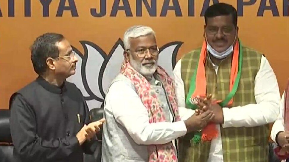 Up Assembly Election 2022 Bjp Big Blow To Akhilesh Jalalpur Sp Mla Subhash Rai Joins Bjp Up 