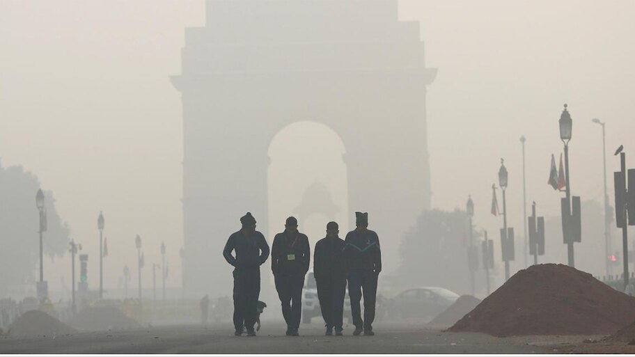 Weather Update: जनवरी में सर्दी ने तोड़ा 10 सालों का रिकार्ड, फरवरी में इस दिन होगी बारिश