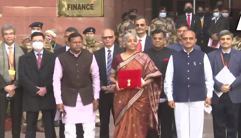 Union Budget 2022: सुबह 11 बजे पेपरलेस बजट पेश करेंगी वित्त मंत्री निर्मला सीतारमण Union Budget 2022: सुबह 11 बजे पेपरलेस बजट पेश करेंगी वित्त मंत्री निर्मला सीतारमण