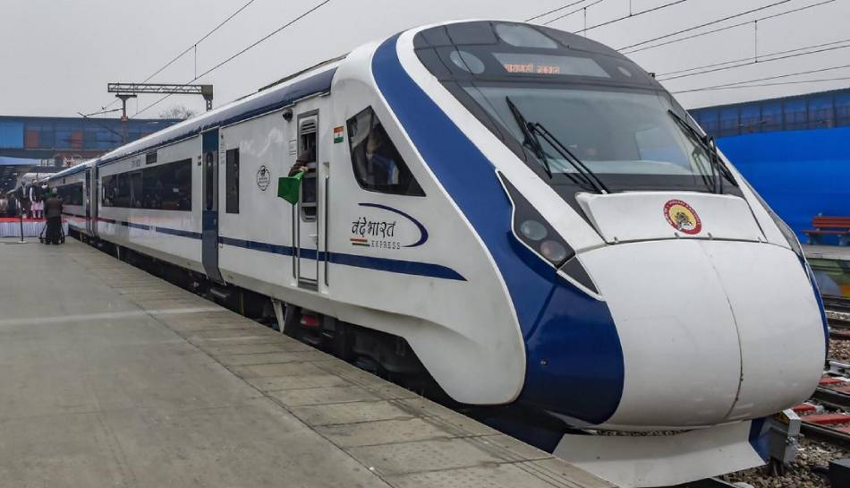 Railway Budget 2022: रेलवे को लेकर निर्मला सीतारमण का बड़ा ऐलान, चलेंगी 400 वंदे भारत Railway Budget 2022: रेलवे को लेकर निर्मला सीतारमण का बड़ा ऐलान, चलेंगी 400 वंदे भारत