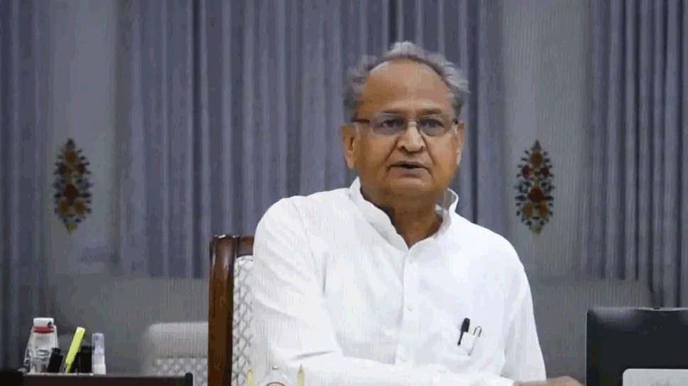 CM Gehlot ने ली सार्वजनिक निर्माण विभाग की समीक्षा बैठक, दिए ये अहम निर्देश