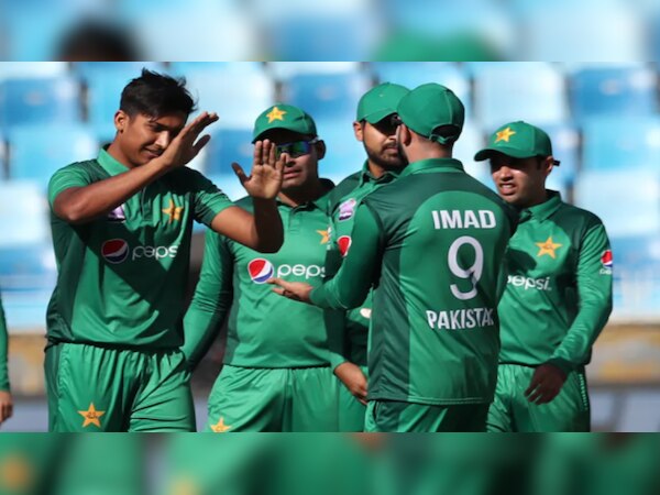 Illegal Bowling Action: पाकिस्‍तान के इस तूफानी गेंदबाज पर लगा बैन; जानिए वजह