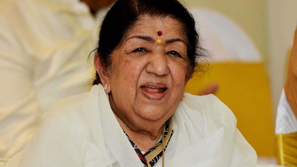 Lata mangeshkar health deteriorates again she is on ventilators lata  mangeshkar health critical | Lata Mangeshkar Health: स्वर कोकिला की फिर  बिगड़ी तबीयत; वेंटिलेटर पर किया गया शिफ्ट | Hindi News, Zee