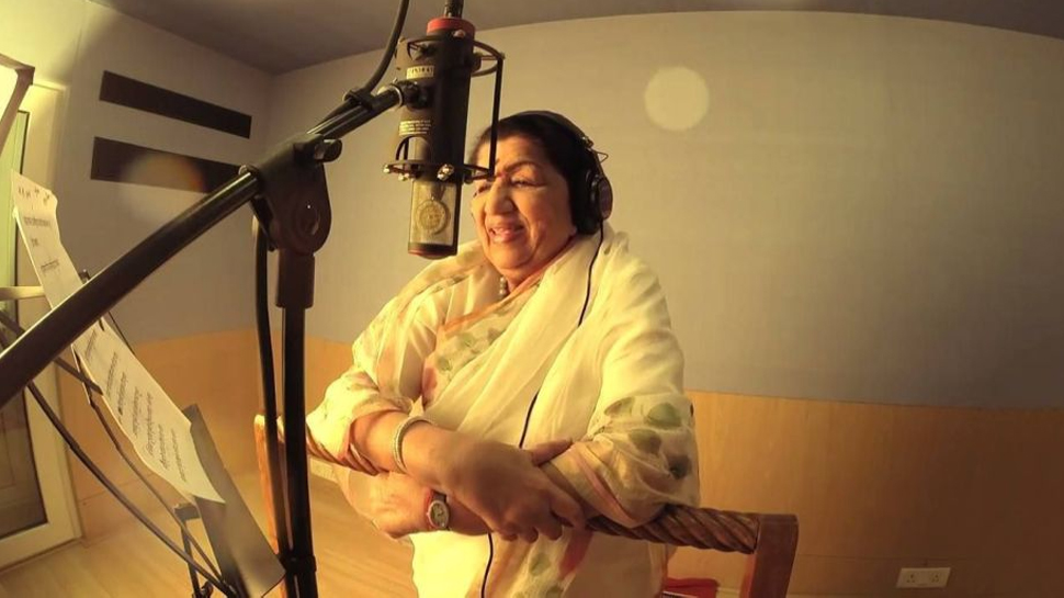 Lata Mangeshkar Biography: इसलिए कभी नहीं गईं स्कूल, जानें उनसे जुड़े ऐसे ही कई दिलचस्प किस्से Lata Mangeshkar Biography: इसलिए कभी नहीं गईं स्कूल, जानें उनसे जुड़े ऐसे ही कई दिलचस्प किस्से