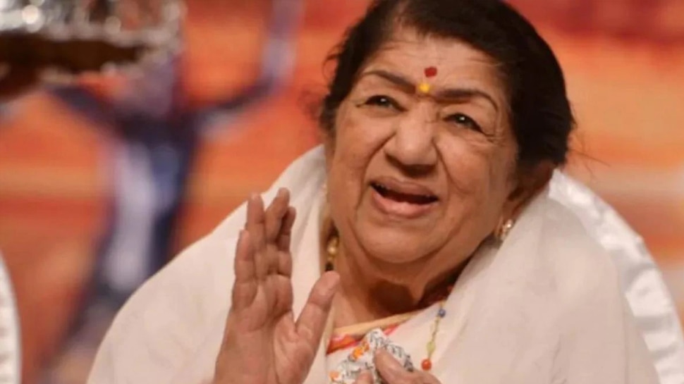 Lata Mangeshkar Biography See Lata Life In Photos Smzs | Photos ...