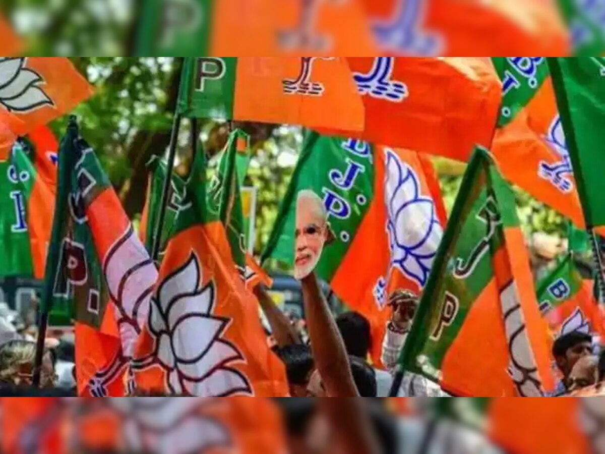 BJP Candidate List UP Election 2022: BJP ने 45 उम्‍मीदवारों की लिस्‍ट जारी की, जानें PM मोदी के संसदीय क्षेत्र से किसे मिला टिकट