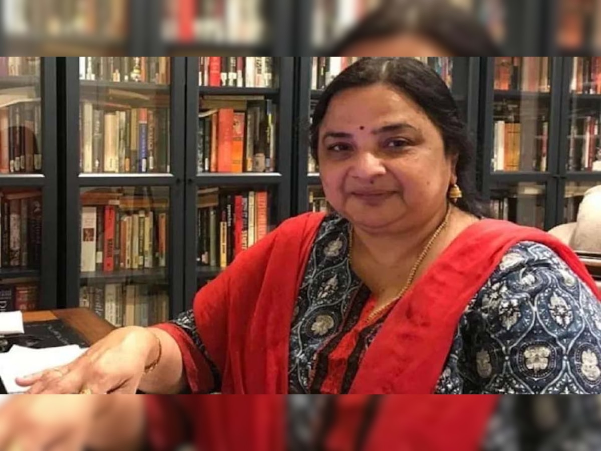 JNU की पहली महिला कुलपति बनीं प्रोफेसर शांतिश्री, जानें उनके बारे में
