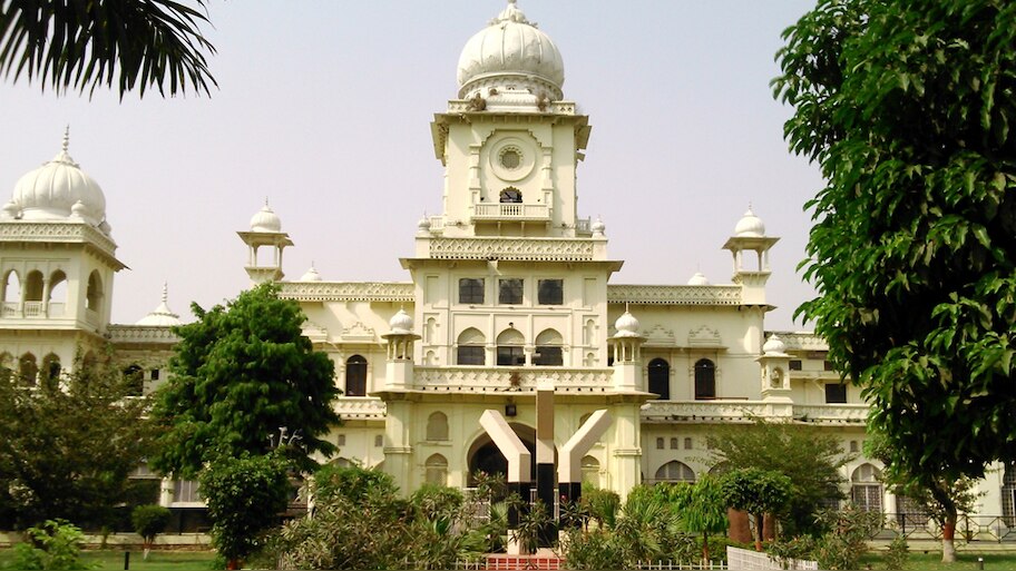 लखनऊ विश्वविद्यालय में शुरू होगा नया कोर्स, अवध संस्कृति के बारे में जान सकेंगे