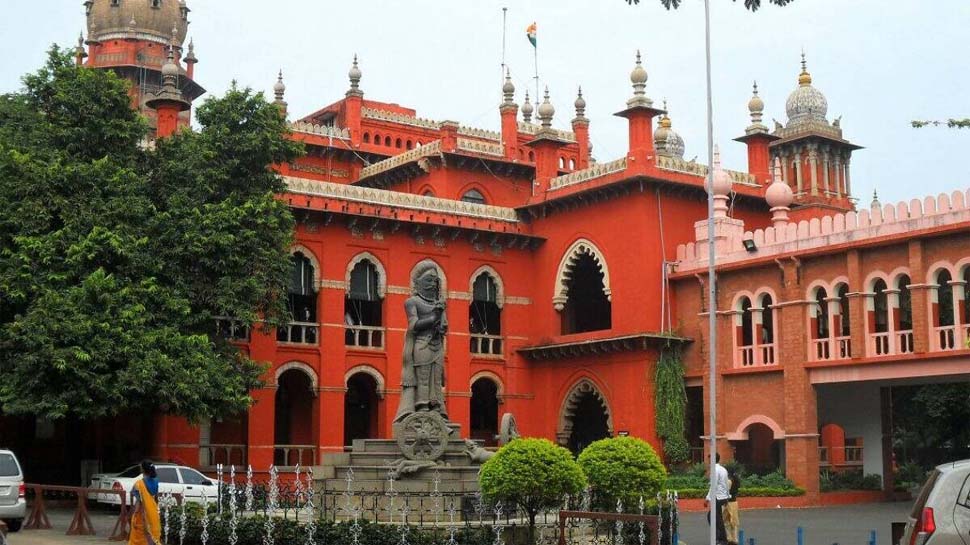 मद्रास हाईकोर्ट ने जताई चिंता; पूछा क्या जरूरी है पहले, राष्ट्र या धर्म ? मद्रास हाईकोर्ट ने जताई चिंता; पूछा क्या जरूरी है पहले, राष्ट्र या धर्म ?