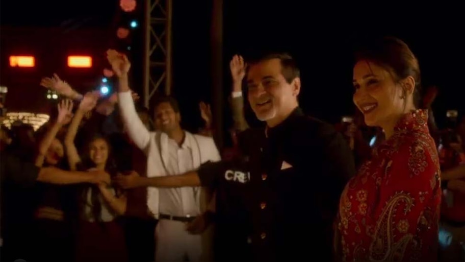 Web Series में नजर आएंगी माधुरी दीक्षित; दिखाएंगी, शोहरत की जिदंगी के पीछे की कड़वी सच्चाई 